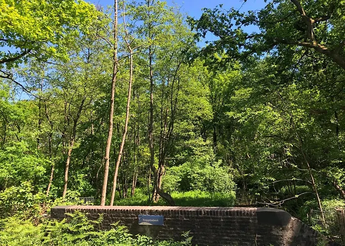 Vakantiewoning Op De Bos بيت للعطل *